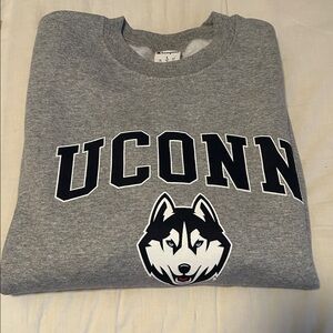 UCONN Champion Sweatshirt Size L. Never worn